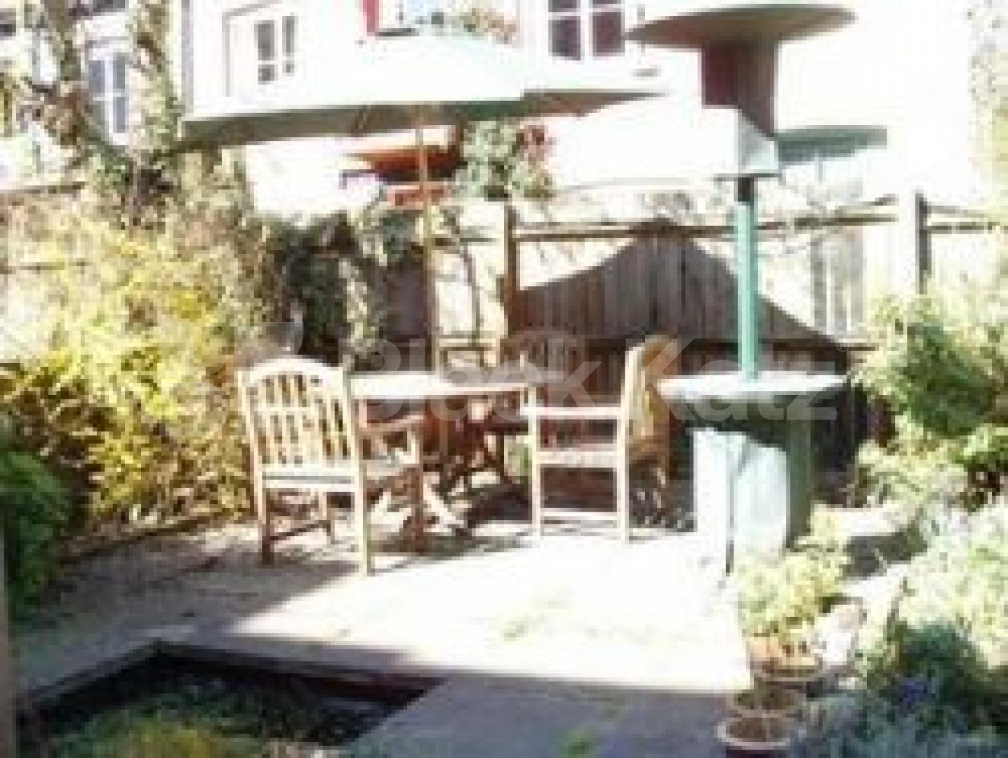 			1 Bedroom, 1 bath, 1 reception Flat			 Marlborough Road, UPPER HOLLOWAY N19